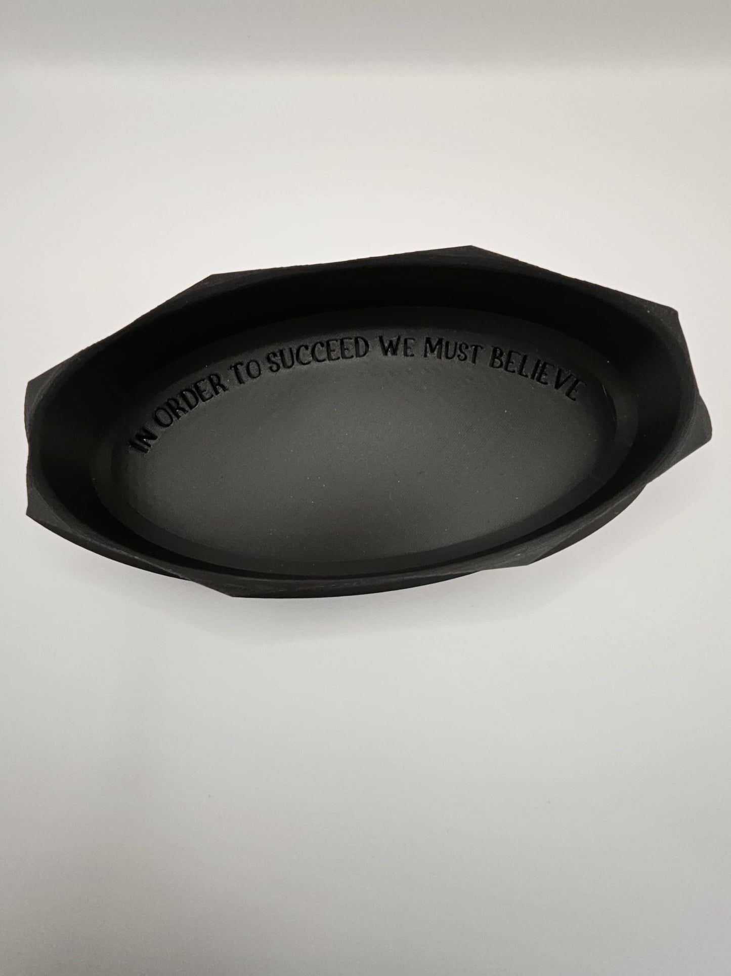 Biodegradable PLA 3D Printed Art Deco Catchall Tray Featuring Motivational Message – A Thoughtful Gift for Every Occasion
