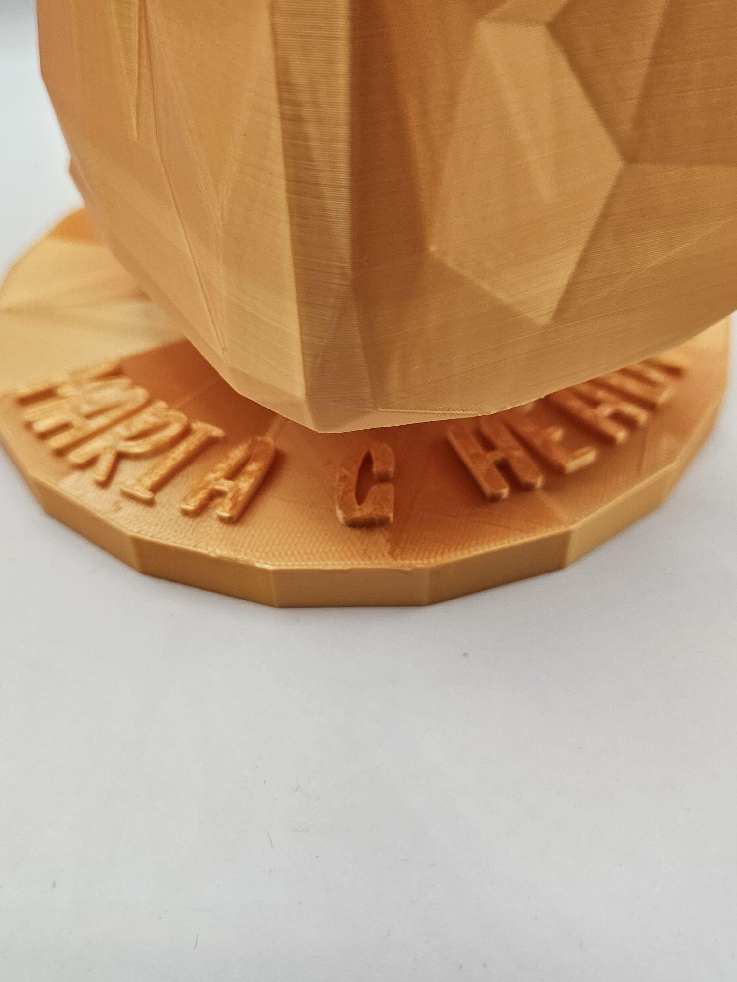 Personalised Geometric Low Poly Horse Head Headphone Stand – Custom Gift