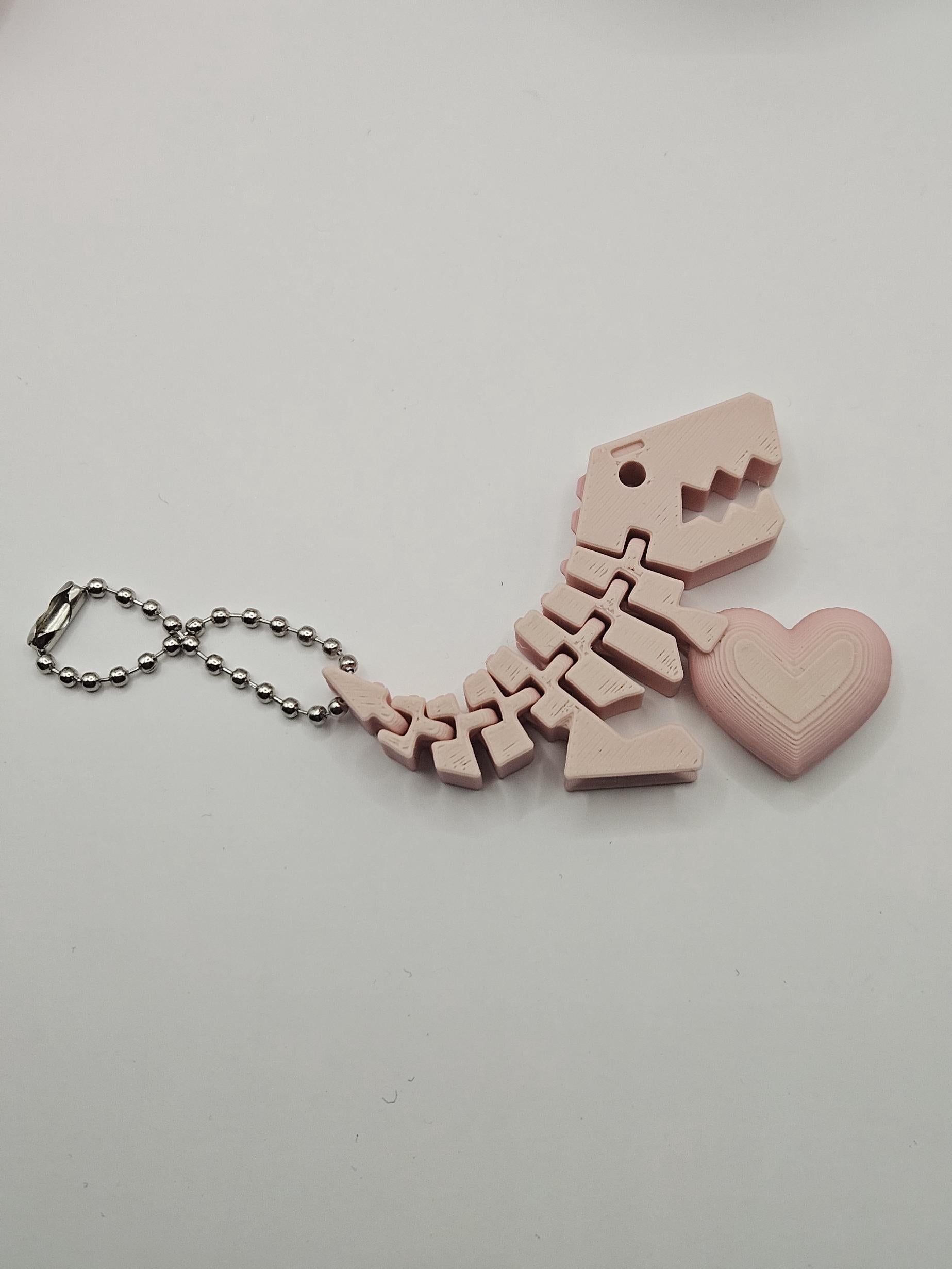 Flexible Heart-Stealing Dino Keyrings for that Special Someone