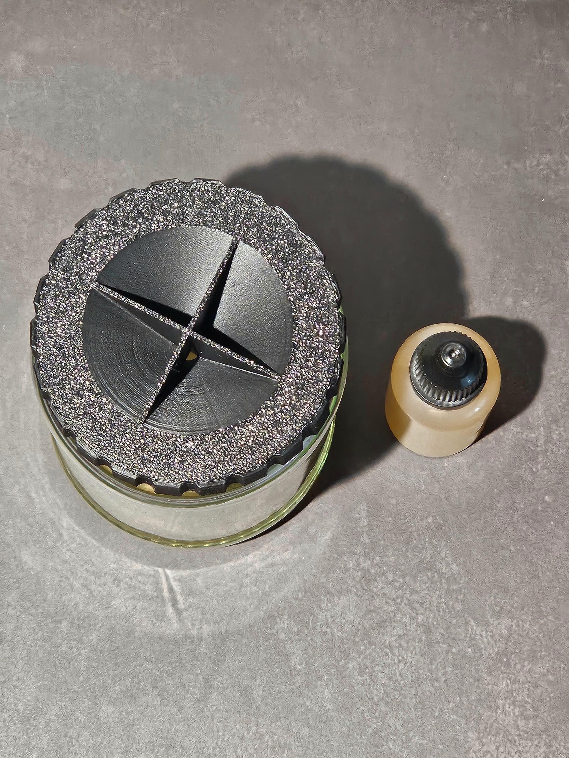 Reusable and Biodegradable Fruit Fly Trap Lid - Elevate Your Home Decor While Keeping Pests at Bay