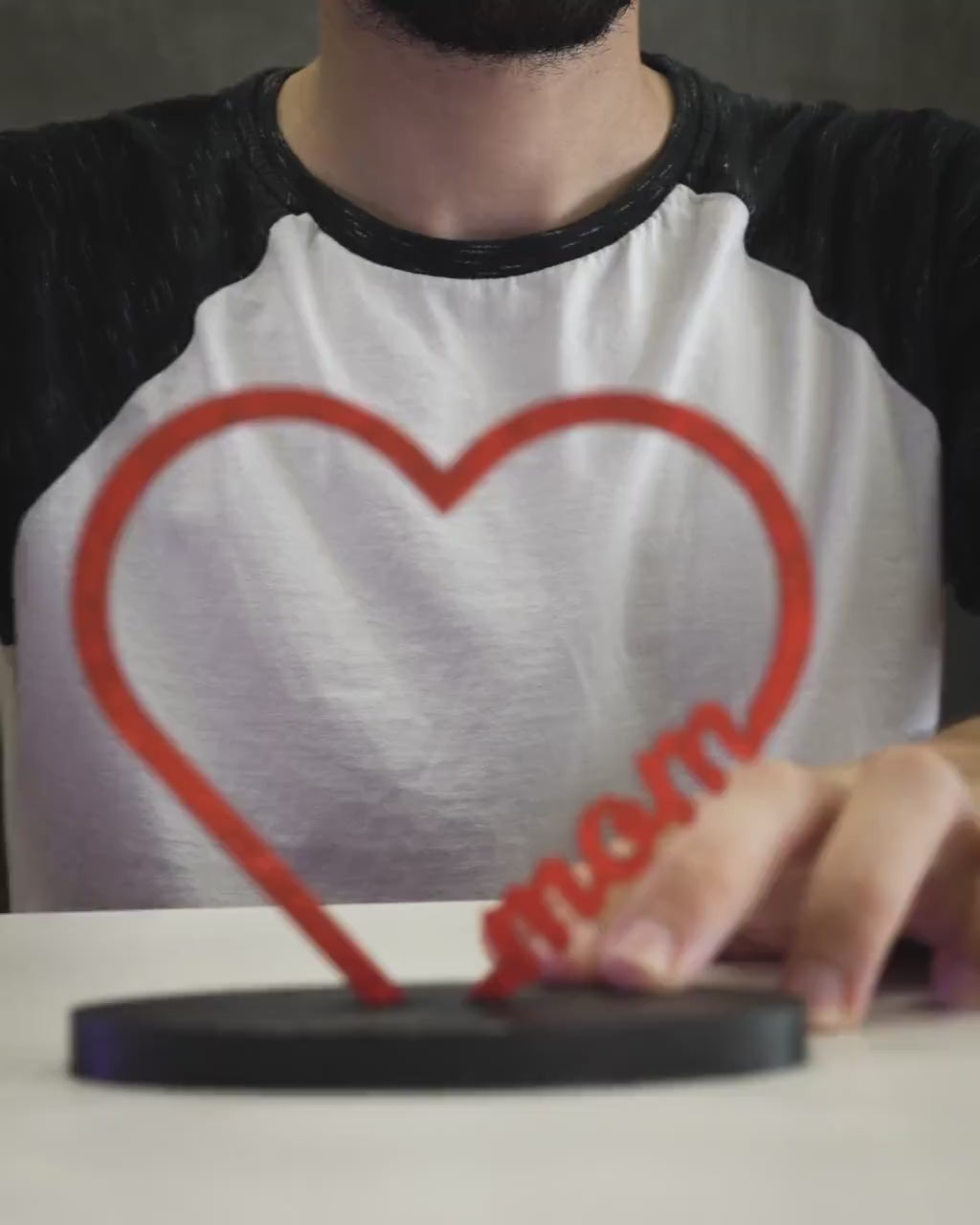 Personalised Loving Memories Frame: Durable & Biodegradable Design for Celebrating Exceptional Women in Your Life